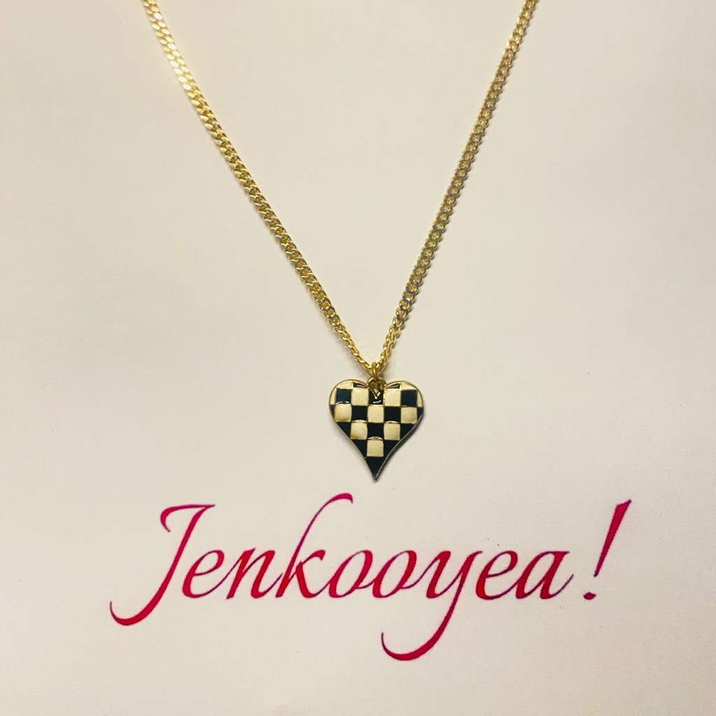Gold Heart Pendant Necklace With Checkered Design